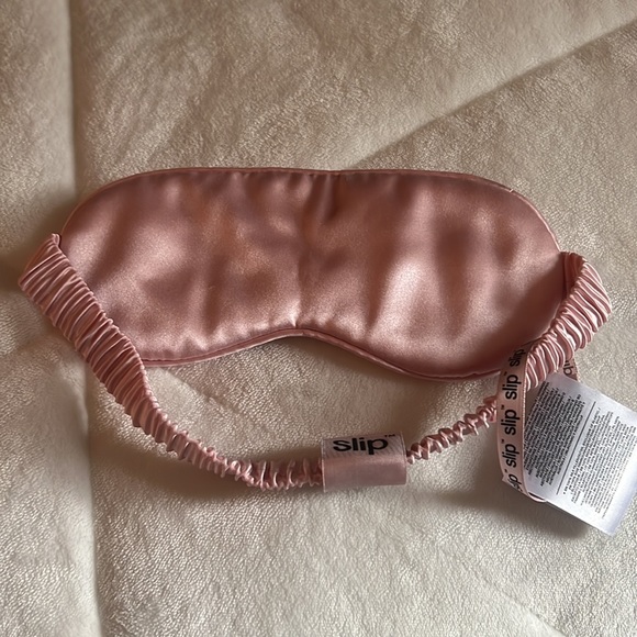 Slipsilk™ Bridesmaid Sleep Mask - Picture 4 of 4